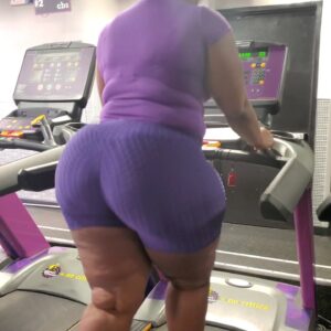 Gloria: Purple & Blues! [Phone Footage @ the Gym]